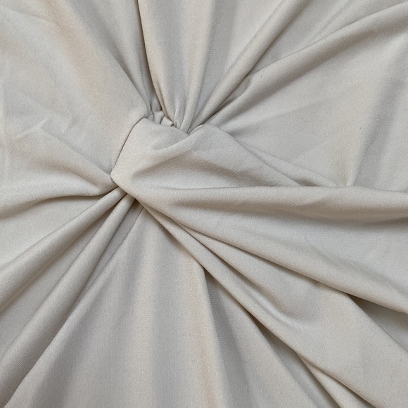 🎉HP🎉 Zenana Sleeveless Front Twist Hem Top 💗 Beige - Picture 10 of 12